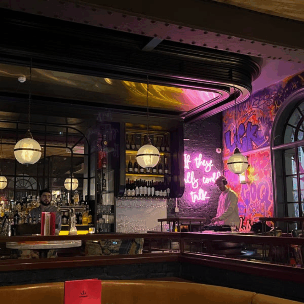 CoqBull Spitalfields AV design by Audiotek